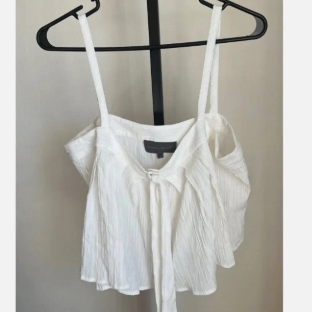 Brand New Anthropologie Sunday in Brooklyn Bow-Tie Tank - Picture 3 of 5